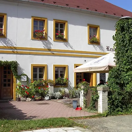 Pension A Restaurace Rudolec Penzion 3*
